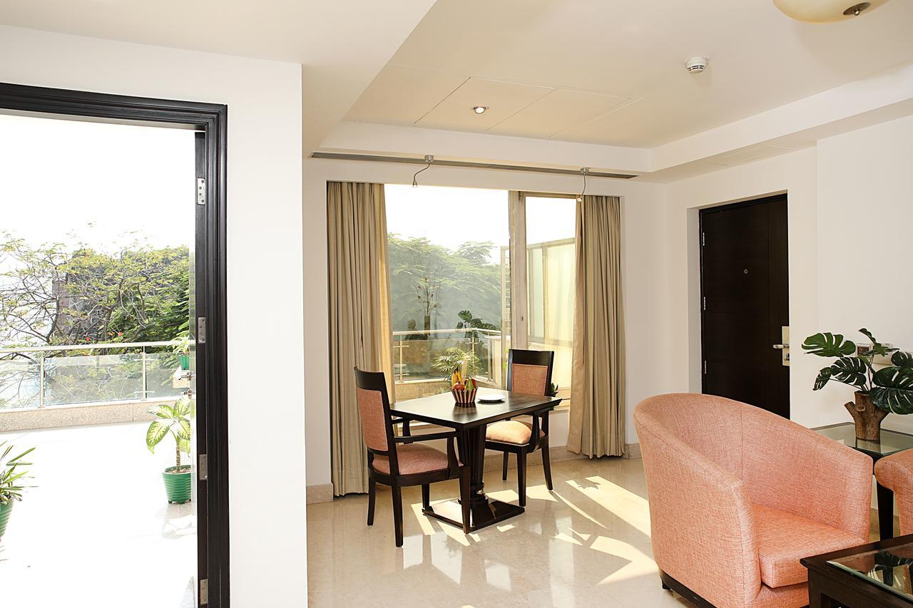Inde Hotel Vista Woods Huda City Centre, Gurgaon Dış mekan fotoğraf