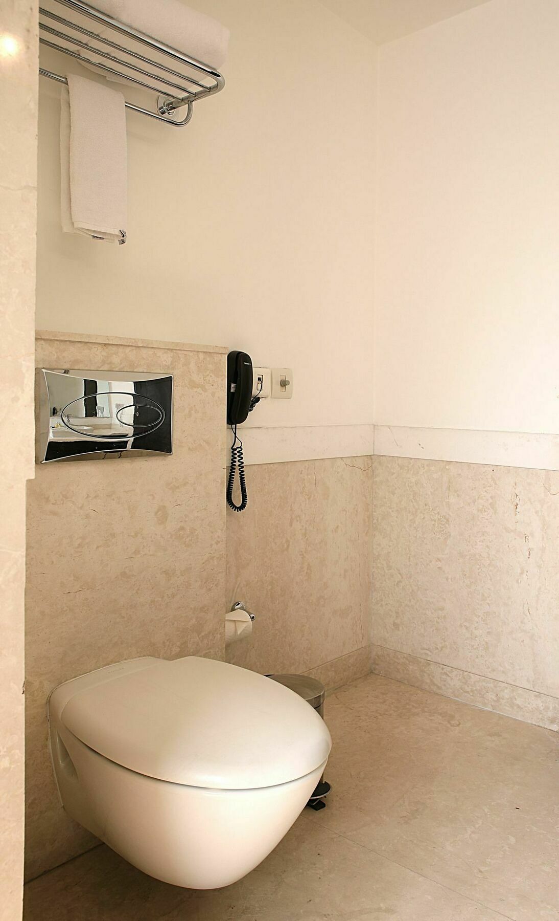 Inde Hotel Vista Woods Huda City Centre, Gurgaon Dış mekan fotoğraf