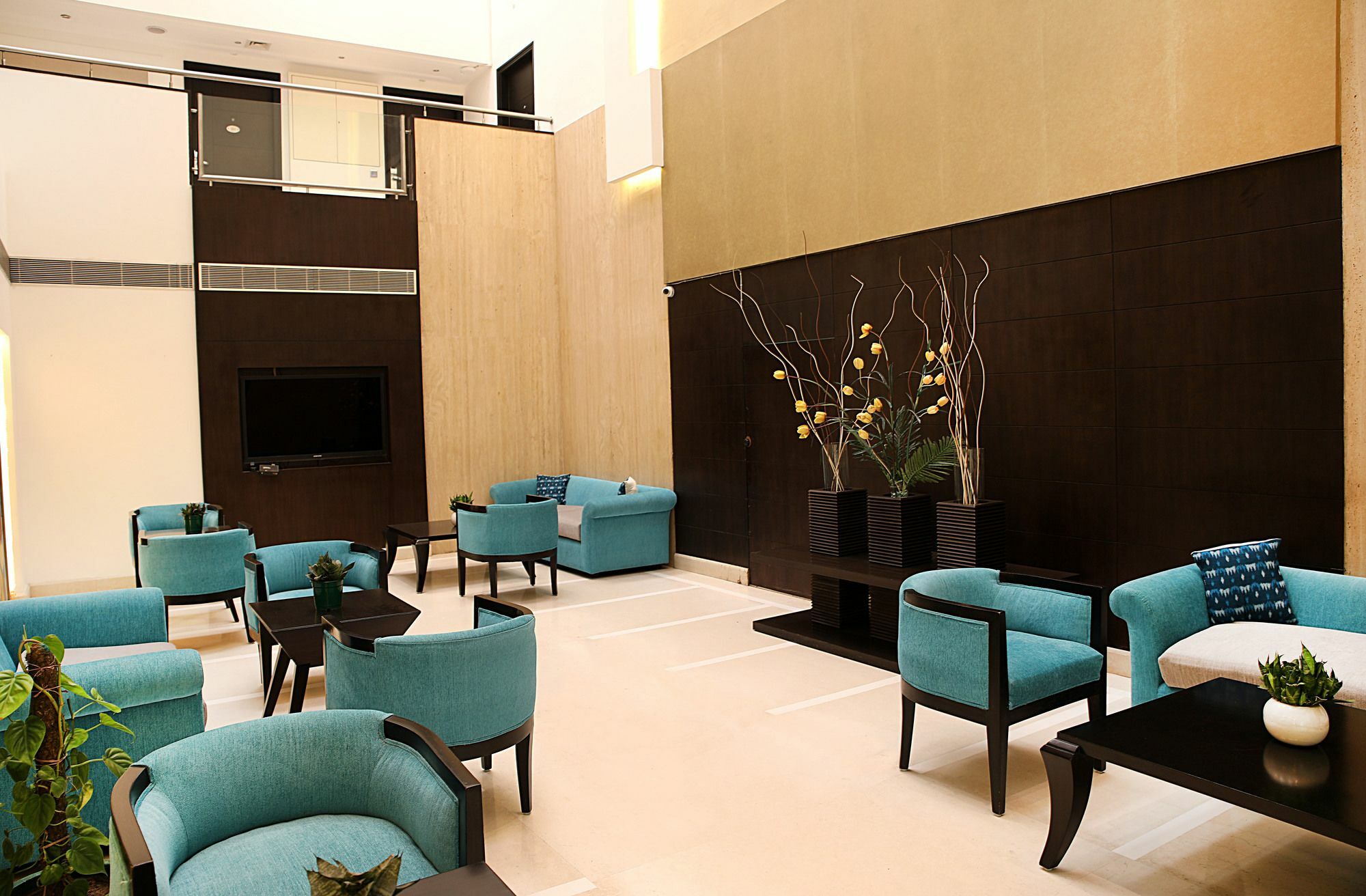 Inde Hotel Vista Woods Huda City Centre, Gurgaon Dış mekan fotoğraf