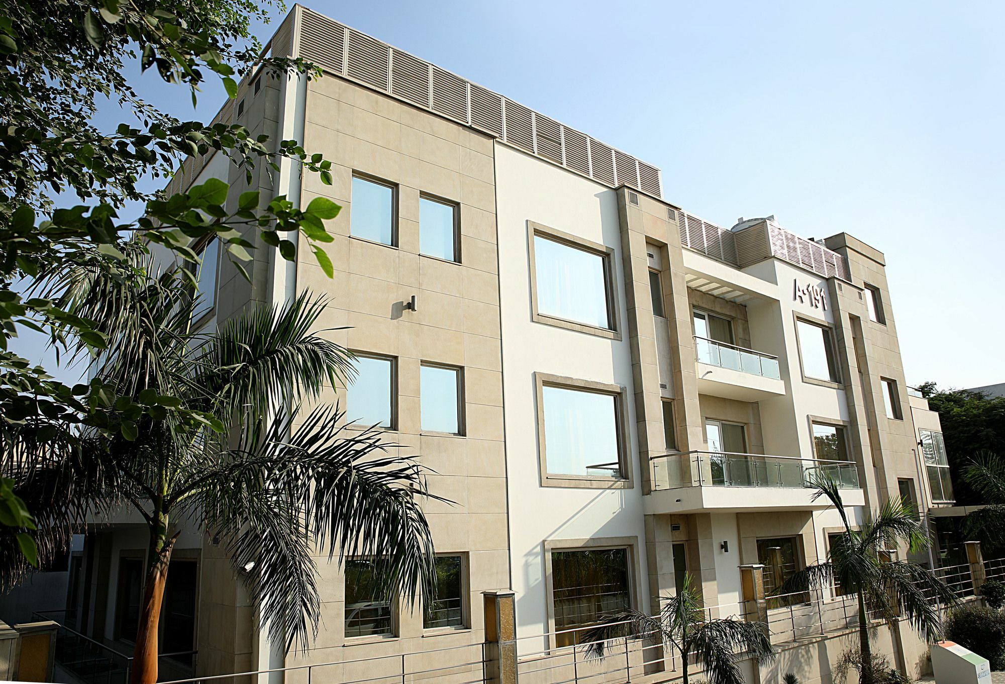Inde Hotel Vista Woods Huda City Centre, Gurgaon Dış mekan fotoğraf